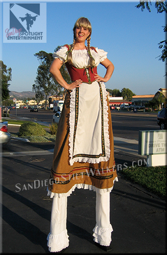 stilt walkers octoberfest